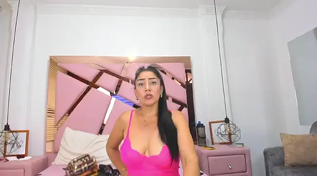 Snapshot of FerANDviki chatting on 3, 2, 2025 FerANDviki online show from 3, 2, 2025