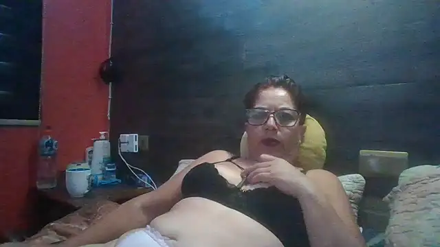 Snapshot of TRISH_MILF chatting on 10, 12, 2024 TRISH MILF online show from 10, 12, 2024