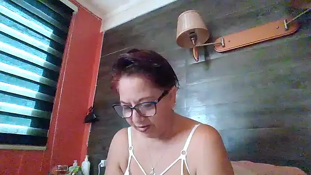 Snapshot of TRISH_MILF chatting on 21, 12, 2024 TRISH MILF online show from 21, 12, 2024