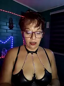 Snapshot of TRISH_MILF chatting on 12, 1, 2025 TRISH MILF online show from 12, 1, 2025