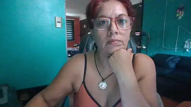 Snapshot of TRISH_MILF chatting on 15, 1, 2025 TRISH MILF online show from 15, 1, 2025