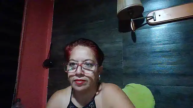 Snapshot of TRISH_MILF chatting on 3, 2, 2025 TRISH MILF online show from 3, 2, 2025