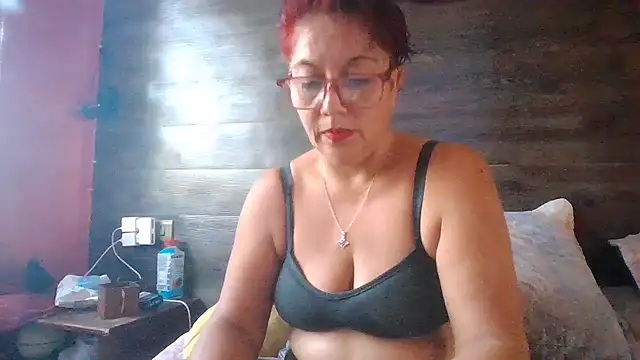 Snapshot of TRISH_MILF chatting on 20, 2, 2025 TRISH MILF online show from 20, 2, 2025