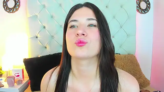 Snapshot of ValeryLovee chatting on 13, 1, 2025 ValeryLovee online show from 13, 1, 2025