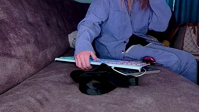 Snapshot of AgnesMillerS chatting on 17, 12, 2024 AgnesMillerS online show from 17, 12, 2024