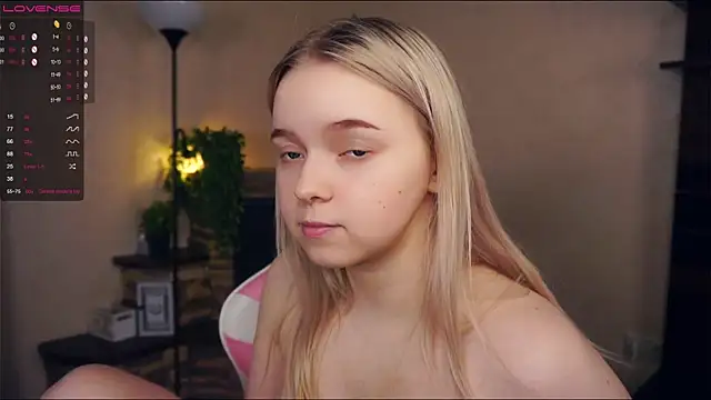 ZaraCreedon online show from 3, 3, 2025