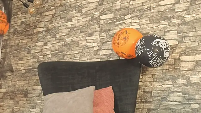 Snapshot of alondrabigtits chatting on 26, 10, 2025 alondrabigtits online show from 26, 10, 2025