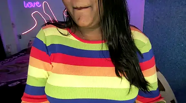 expression queen online show from 13, 1, 2025