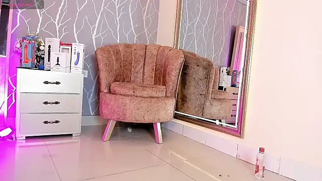 vanessa guzman2 online show from 22, 2, 2025