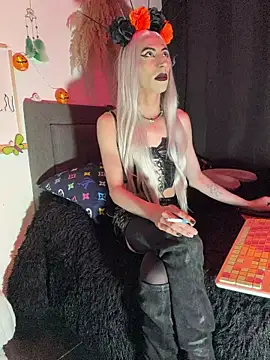 Snapshot of DOMINANT_TEACHER_KAROL chatting on 25, 10, 2025 DOMINANT TEACHER KAROL online show from 25, 10, 2025