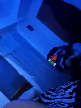 jovenestraviesos online show from 19, 3, 2025