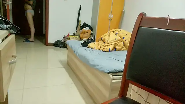 huzi518 online show from 17, 9, 2025