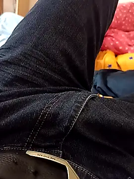 huzi518 online show from 12, 4, 2026