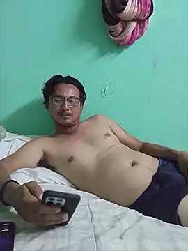 Andresguz35 online show from 14, 12, 2025