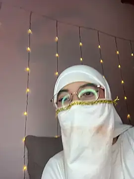 Maisa issa online show from 3, 3, 2025