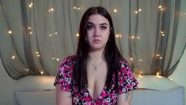 ChristinaMilton online show from 10, 11, 2025