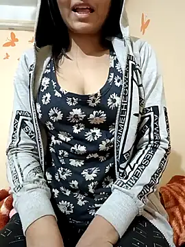 Snapshot of Sanaya_7 chatting on 25, 12, 2024 Sanaya 7 online show from 25, 12, 2024