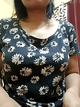 Snapshot of Sanaya_7 chatting on 5, 2, 2025 Sanaya 7 online show from 5, 2, 2025