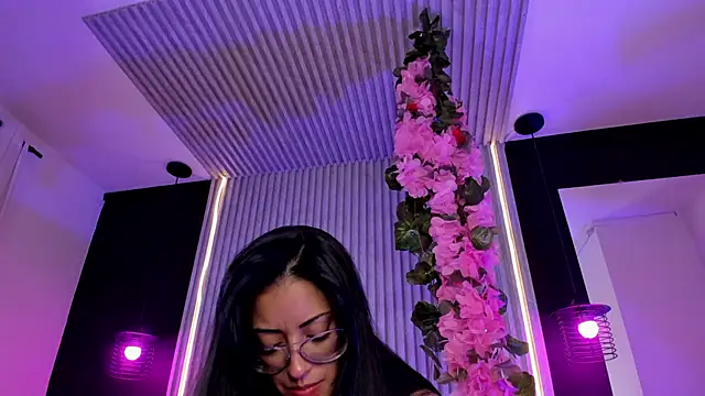 Snapshot of aura-baker chatting on 22, 3, 2025 aura-baker online show from 22, 3, 2025