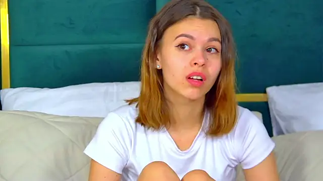 PollyLanders online show from 5, 2, 2025