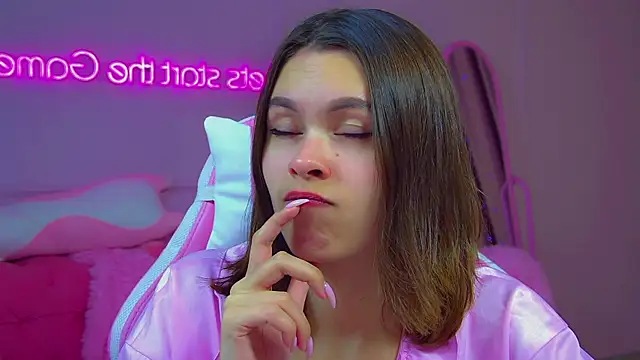 PollyLanders online show from 12, 10, 2025