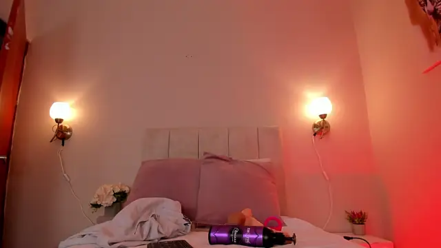 Snapshot of dani_skinny_ chatting on 7, 1, 2025 dani skinny  online show from 7, 1, 2025