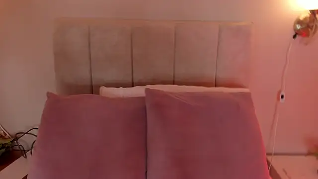 Snapshot of dani_skinny_ chatting on 28, 2, 2025 dani skinny  online show from 28, 2, 2025