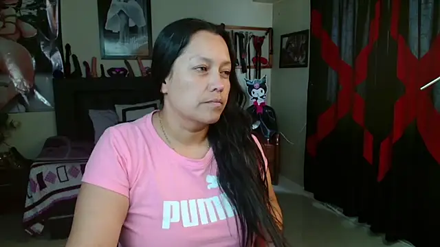 Snapshot of Marilynselxoveanalhard chatting on 8, 7, 2026 Marilynselxoveanalhard online show from 8, 7, 2026