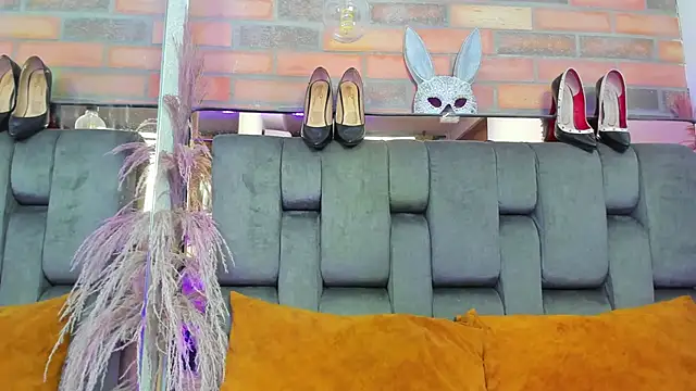 JESSYCORTES online show from 23, 10, 2025