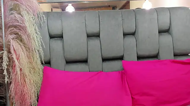 JESSYCORTES online show from 3, 6, 2026