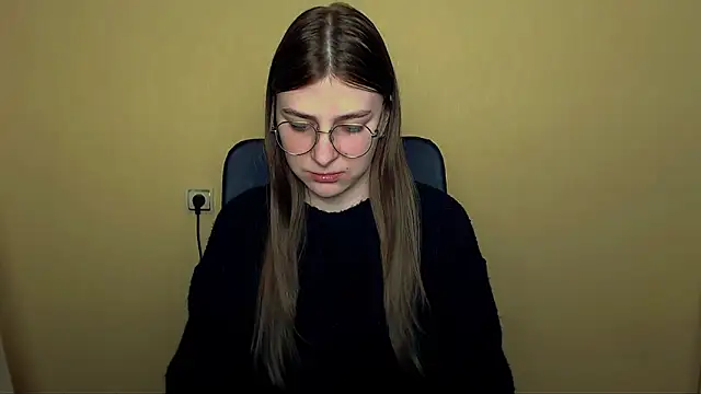 Snapshot of Luna_Lush_ chatting on 23, 4, 2026 Luna Lush online show from 23, 4, 2026