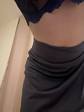 Snapshot of Sarah_cam06 chatting on 1, 5, 2026 Sarah cam06 online show from 1, 5, 2026