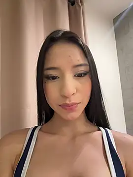 Snapshot of Sarah_cam06 chatting on 20, 5, 2026 Sarah cam06 online show from 20, 5, 2026