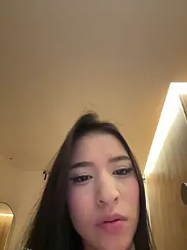 Snapshot of Sarah_cam06 chatting on 10, 6, 2026 Sarah cam06 online show from 10, 6, 2026