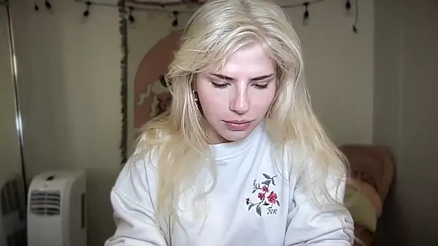 SirenitySirenxx online show from 14, 3, 2025