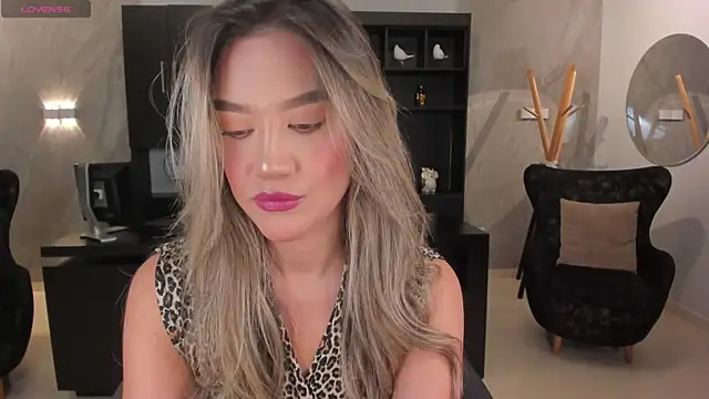 Snapshot of RebeccaHudson chatting on 7, 2, 2025 RebeccaHudson online show from 7, 2, 2025