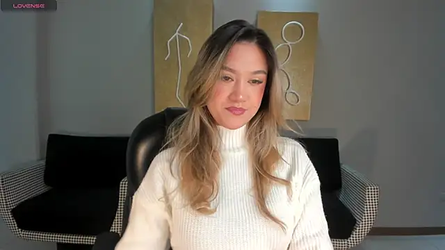 Snapshot of RebeccaHudson chatting on 23, 10, 2025 RebeccaHudson online show from 23, 10, 2025