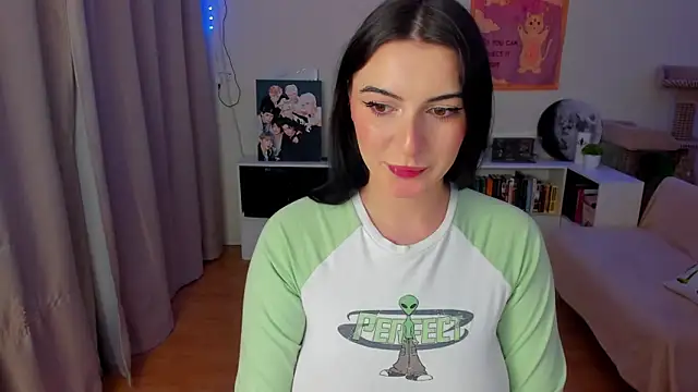 Snapshot of Taste_Jennyy chatting on 22, 10, 2025 Taste Jennyy online show from 22, 10, 2025