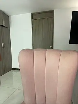 Aitana98  online show from 10, 4, 2026