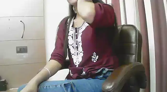 Snapshot of collage_hoty chatting on 22, 3, 2025 collage hoty online show from 22, 3, 2025