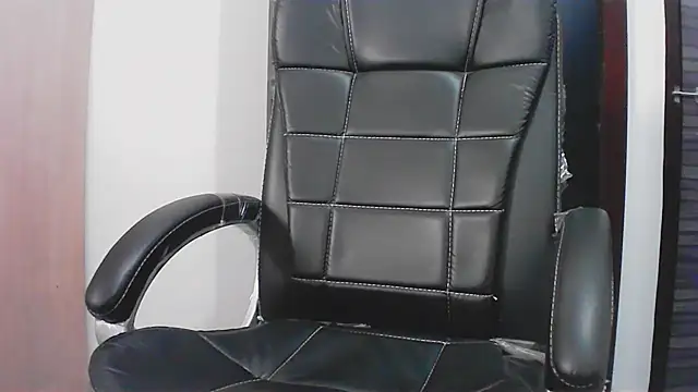 collage hoty online show from 11, 4, 2026