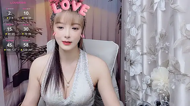 Snapshot of NINIbaby-99 chatting on 29, 5, 2026 NINIbaby-99 online show from 29, 5, 2026