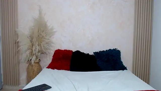 Snapshot of JESSYCHERNOBIL chatting on 6, 11, 2025 JESSYCHERNOBIL online show from 6, 11, 2025