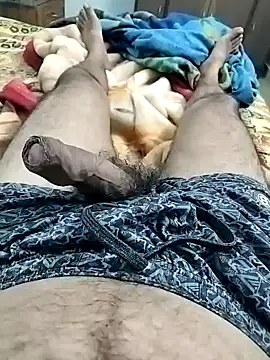 Snapshot of luckylads0037 chatting on 5, 1, 2025 luckylads0037 online show from 5, 1, 2025