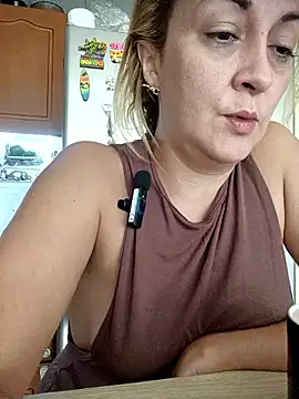 Snapshot of karen_mature69 chatting on 26, 4, 2026 karen mature69 online show from 26, 4, 2026