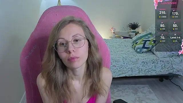 Lill Mary online show from 10, 9, 2025