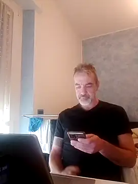 Snapshot of Marcolino183 chatting on 13, 2, 2025 Marcolino183 online show from 13, 2, 2025