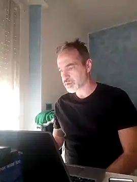 Snapshot of Marcolino183 chatting on 14, 2, 2025 Marcolino183 online show from 14, 2, 2025