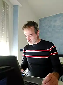 Snapshot of Marcolino183 chatting on 21, 3, 2025 Marcolino183 online show from 21, 3, 2025