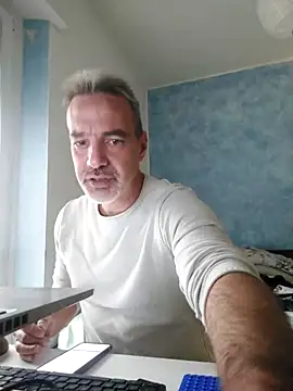 Snapshot of Marcolino183 chatting on 22, 10, 2025 Marcolino183 online show from 22, 10, 2025